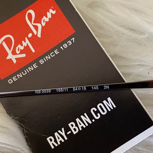 Ray ban 54mm Erika round sunglasses - Picture 9 of 11